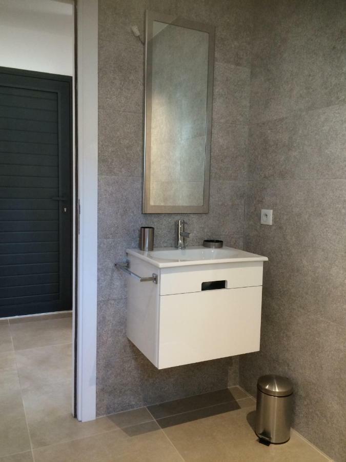 Villa Calanques Bandol ,T2 4 étoiles avec garage, dans pinède Extérieur photo