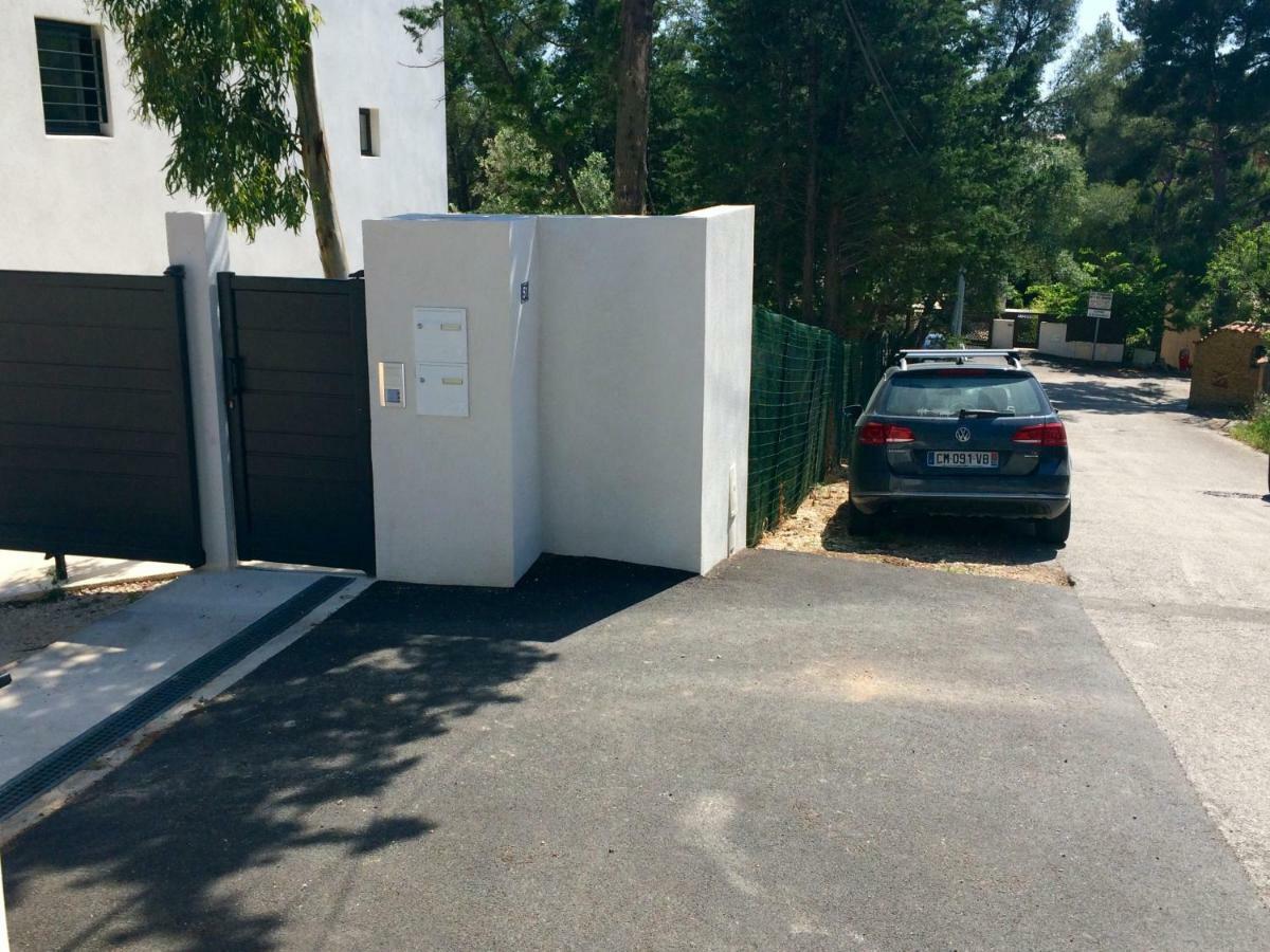 Villa Calanques Bandol ,T2 4 étoiles avec garage, dans pinède Extérieur photo
